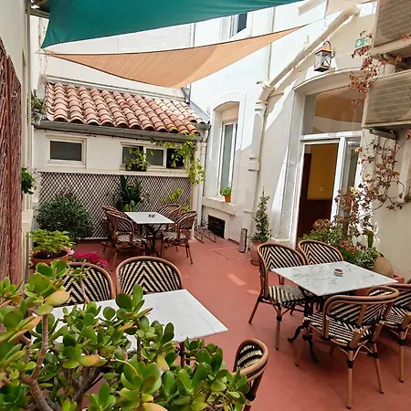 Hotel De France 2*