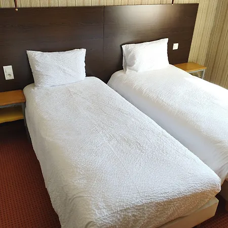 מלון De France 2*